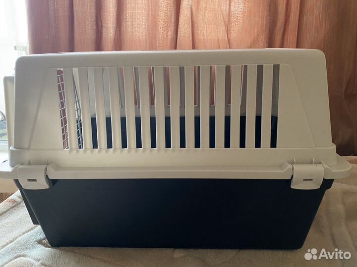 Переноска для животных пластиковая