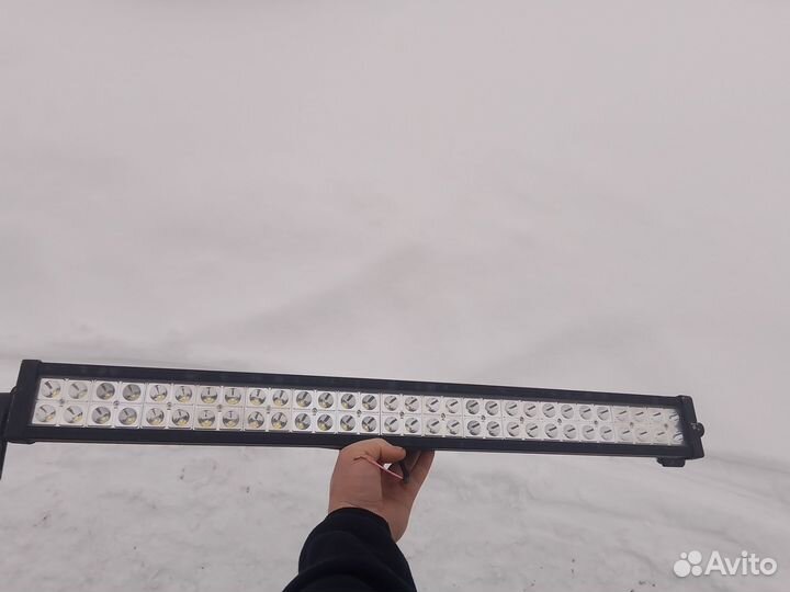 Прожектор на машину