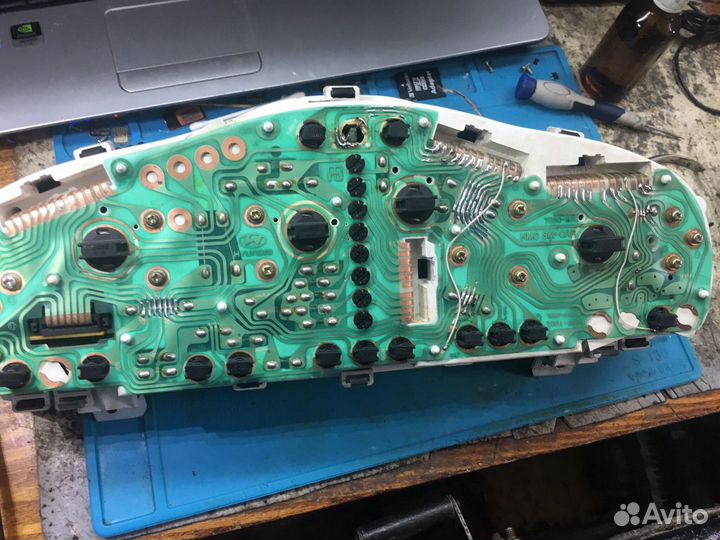 Ремонт авто магнитол, и прочей электроники