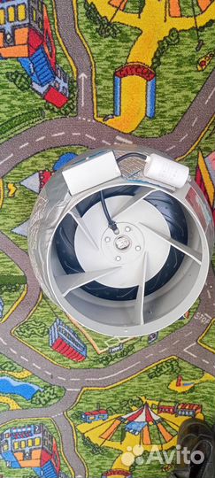 Вентилятор вытяжной канальный 250 мм