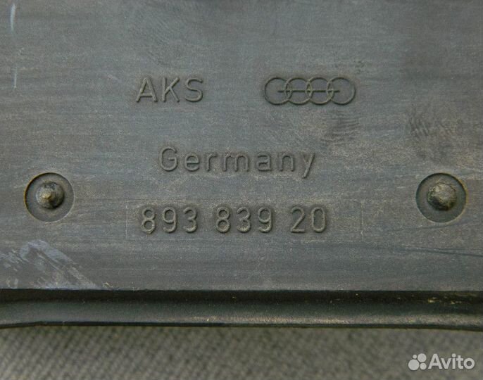 Ручка двери зад. лев. наружная Audi 80 B3