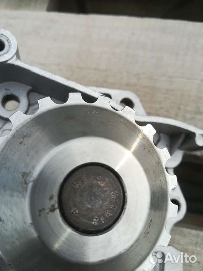 Помпа Рено Меган 2