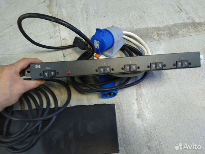 Блок распр. питания HP PDU Control Unit EO4502