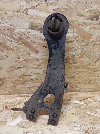 Рычаг задний правый Kia Ceed ED