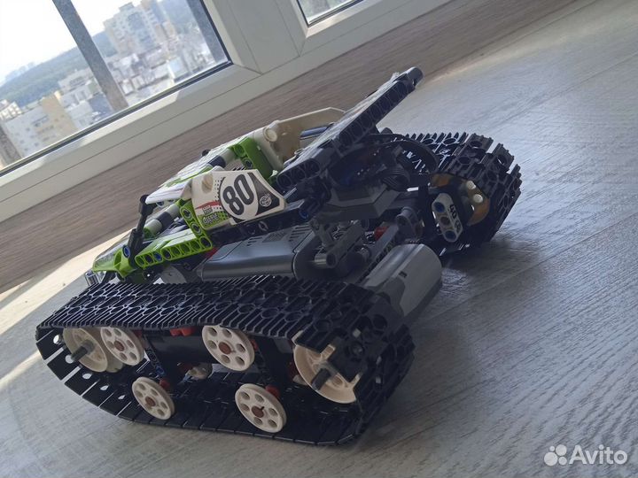 Lego technic скоростной вездеход на пульте