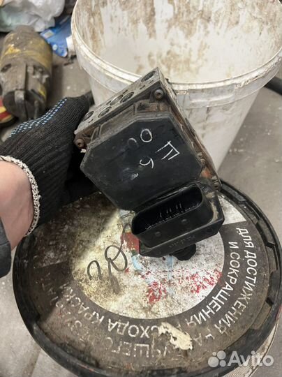 Блок DSC / ABS (с насосом) под ремонт