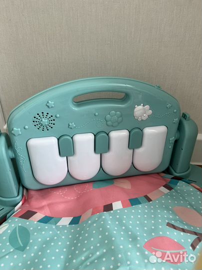 Развивающий коврик