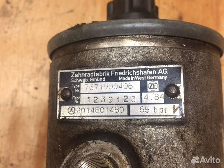 Насос гидроусилителя mercedes w201