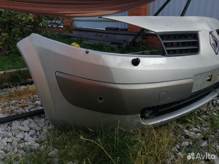 Бампер б/у рено меган 2 1.6