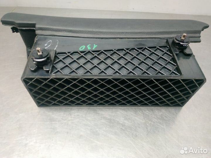 Бардачок Bmw 5-Series E39 рестайлинг M54B25 2001