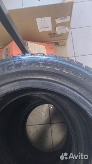 Toyo Observe Ice-Freezer 205/55 R16 91T