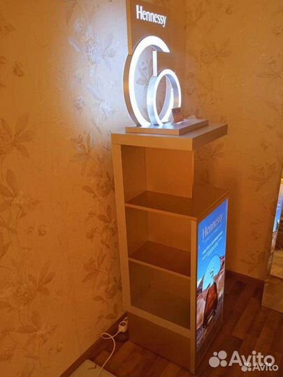 Стойка Хэннэсси