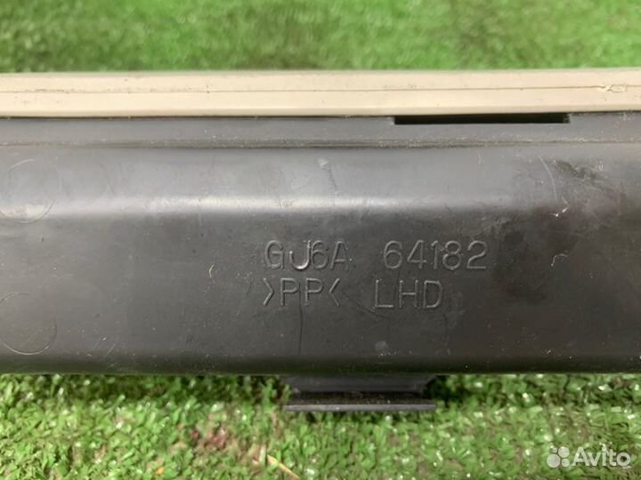 Бардачок Mazda 6 седан 1.8 L8 2006