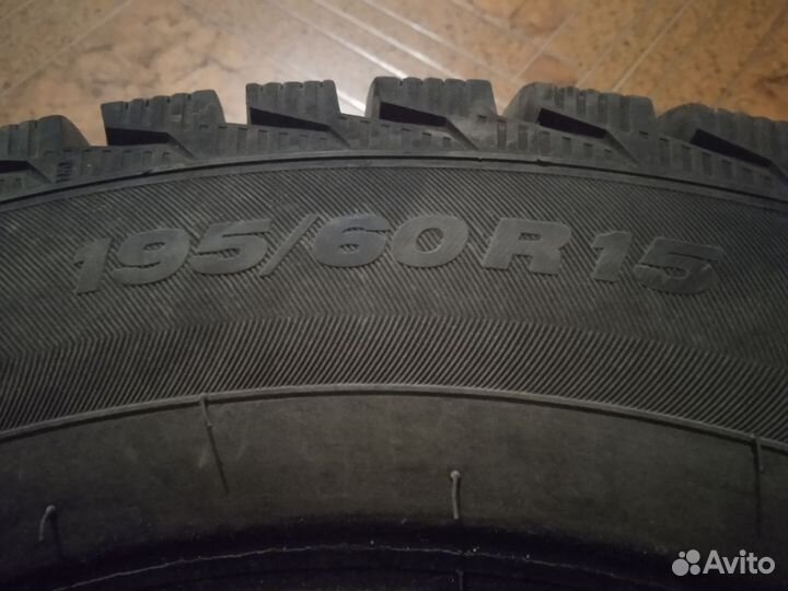 Viatti Brina Nordico V-522 19.5/60 R30