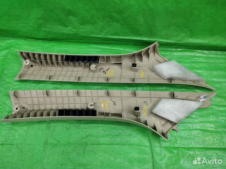 Обшивка передней стойки 2 шт Hyundai Tucson 04-09