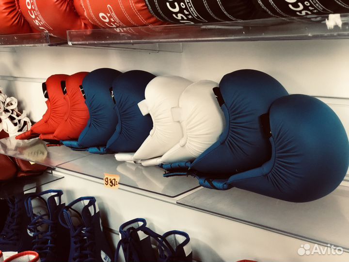 Перчатки боксерские разные