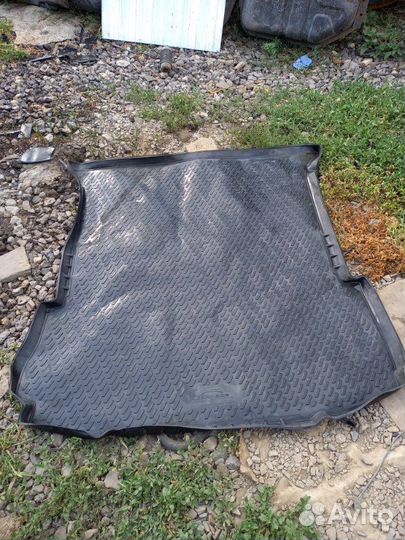 Коврик в багажник Ford Explorer U502 duratec tivct