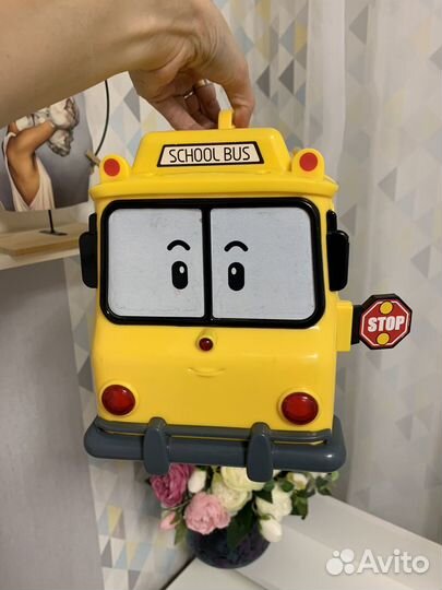 Робокар поли