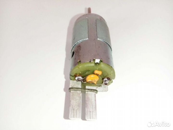 Мотор омывателя фар Ниссан