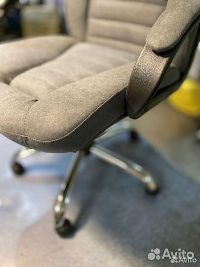 Компьютерное кресло