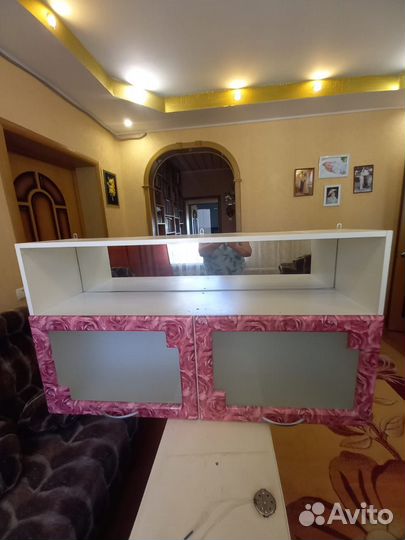 Тумбочки навесные (кухонные) 2 шт бу