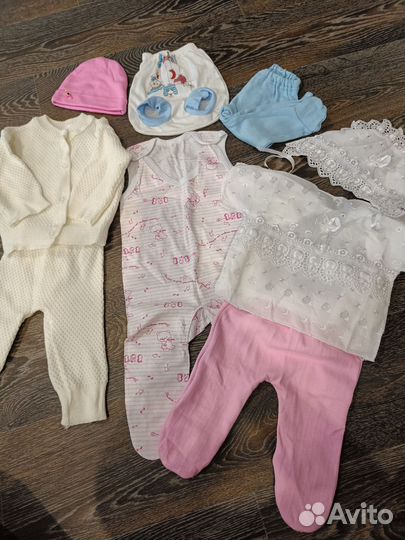 Комплект одежды для новорожденных новый