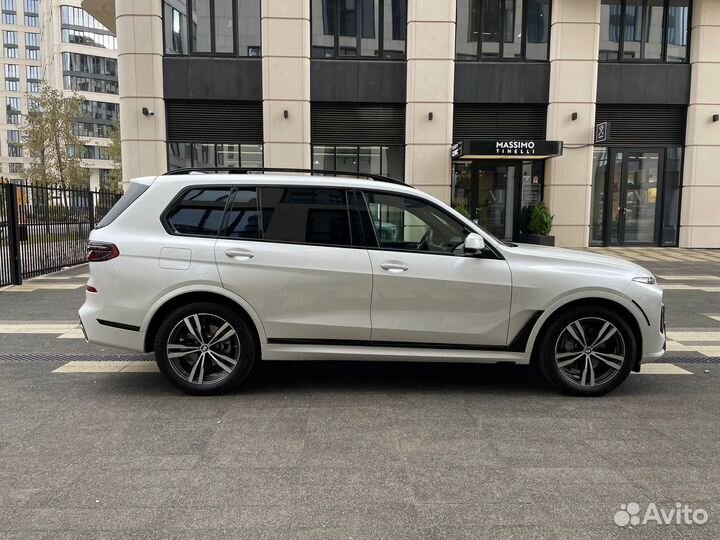 BMW X7 3.0 AT, 2023, 100 км
