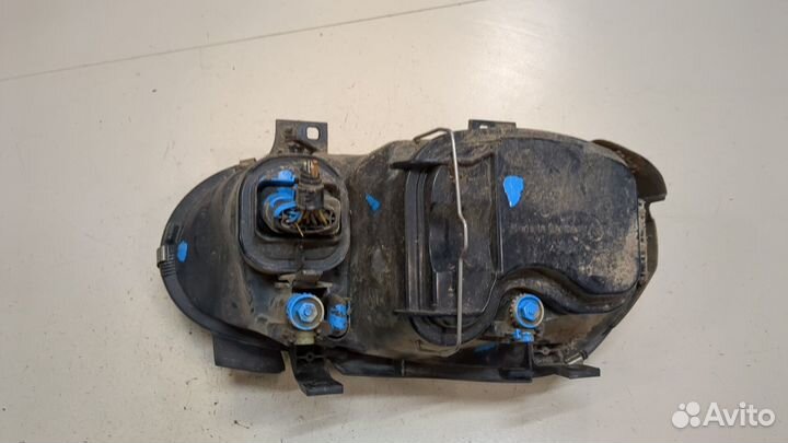 Фара (передняя) Volkswagen Golf 4, 2002