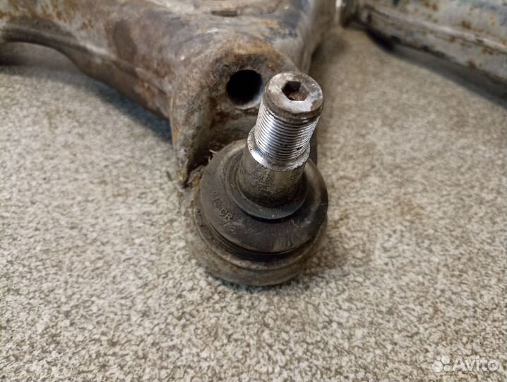 Рычаг передний для Mercedes Benz Sprinter