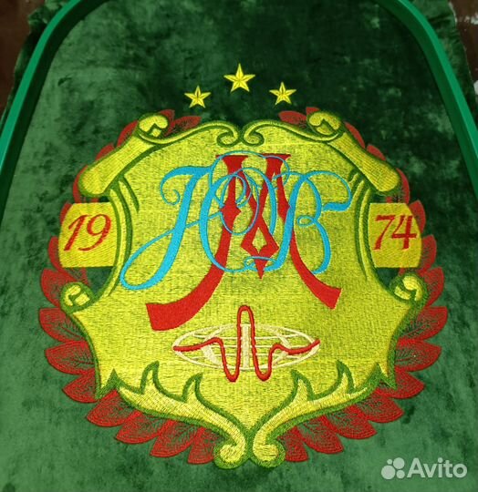 Вышивка, Машинная вышивка, Вышивка на одежде