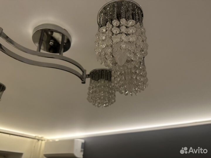 Люстра потолочная