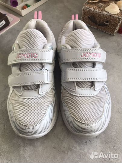 Кроссовки детские 31