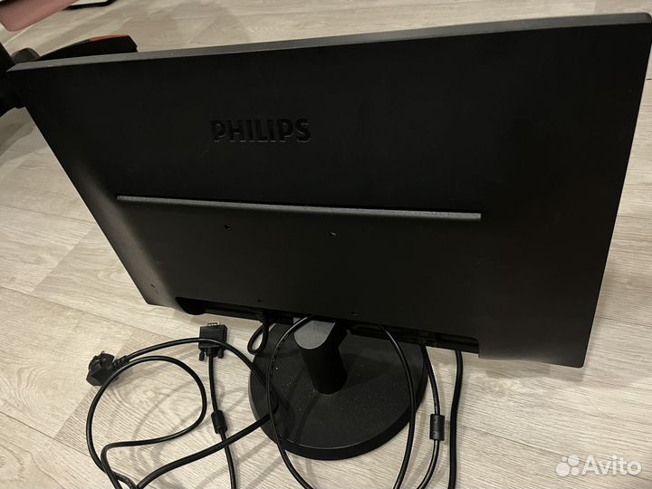 Монитор Philips 22