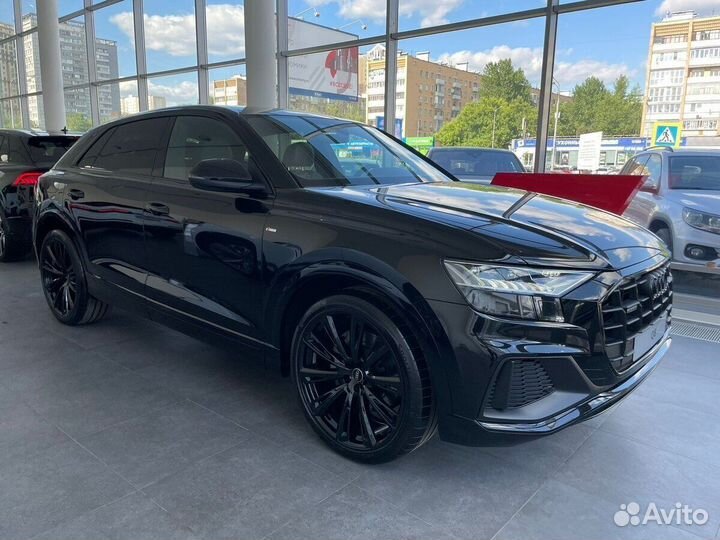 Audi Q8 3.0 AT, 2022
