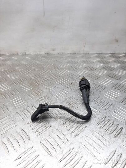 Датчик коленвала Opel Vectra хэтчбэк 5 дв. 1.8