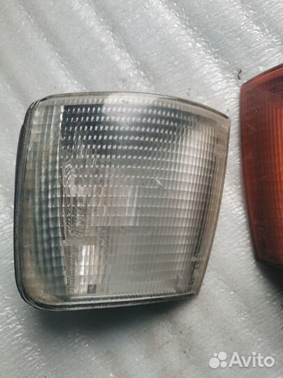 Поворотники Volkswagen Passat B3