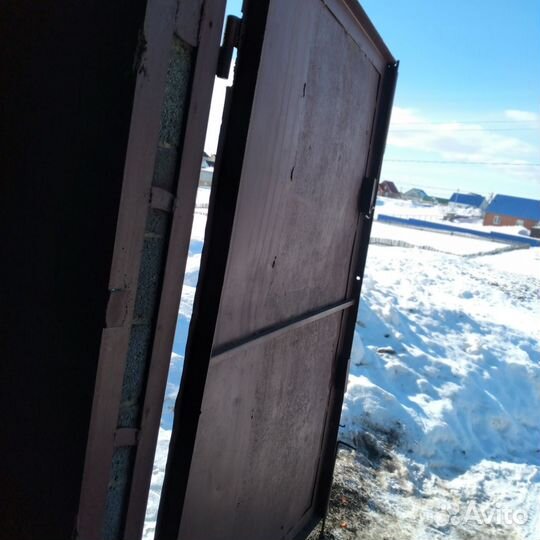 Ворота гаражные металлические