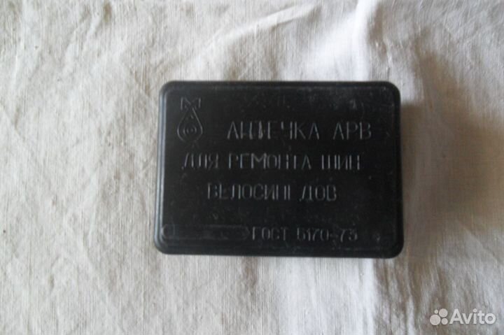 Отражатель велосипедный,короб.для аптечки,ниппель