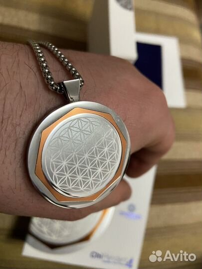 Amezcua chi pendant 4