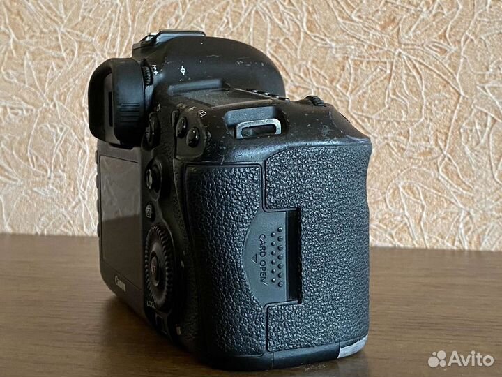 Canon 5D mark iii зеркальная фотокамера