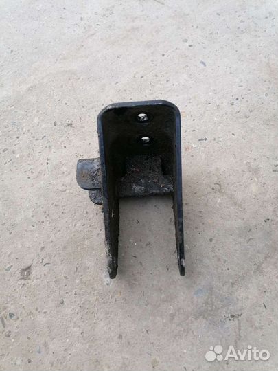 Кронштейн опоры двигателя задний Lifan X60