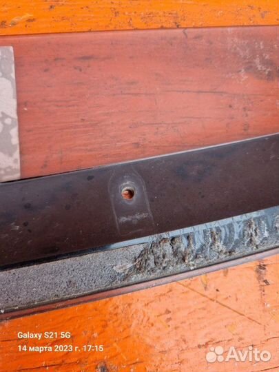 Ветровик задний левый Toyota Harrier GSU35 2GR-FE