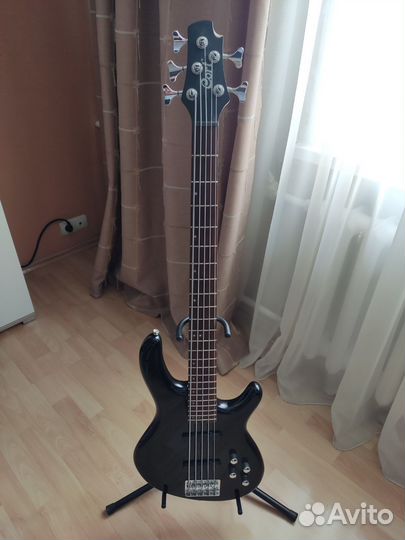 Бас гитара Cort Action Bass V Plus