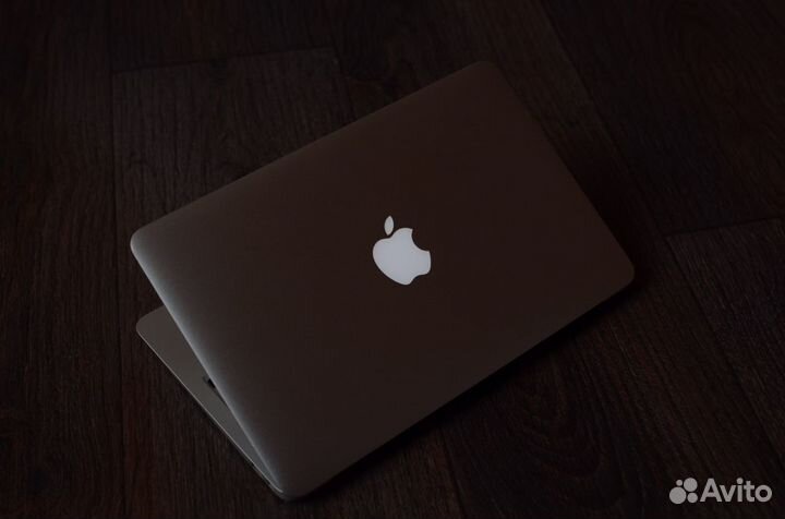 Apple MacBook Air 11 2013 (русская раскладка)