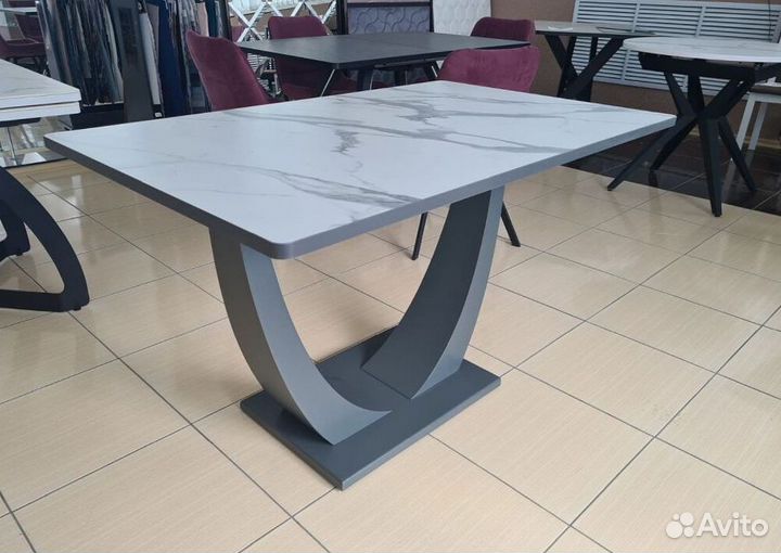 Обеденный стол OST-21378