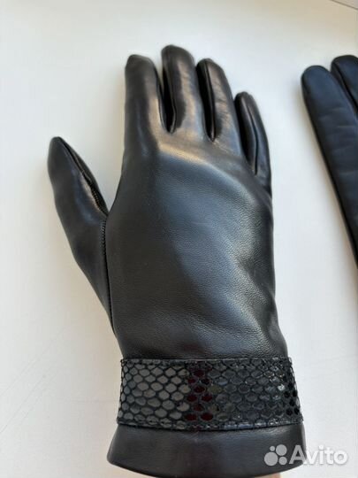 Перчатки женские кожаные Италия
