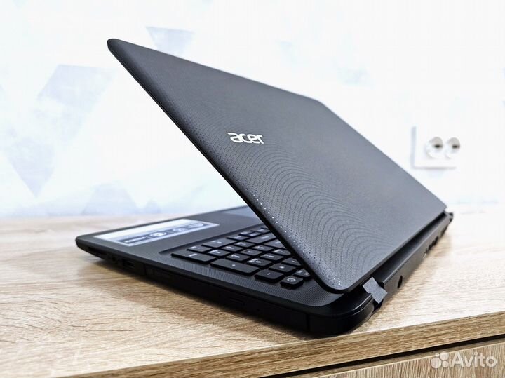 Тонкий ноутбук Acer для дома, школы или офиса