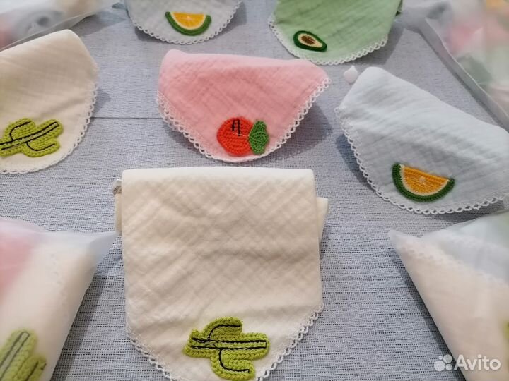 Слюнявчики нагрудники муслиновые наборы новые