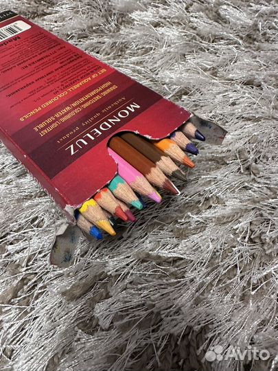 Акварельные карандаши mondeluz