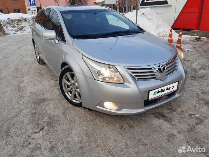 Toyota Avensis 2.0 МТ, 2009, 200 000 км